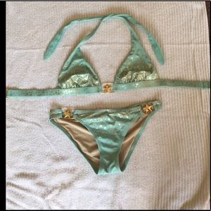 Victoria’s Secret bikini